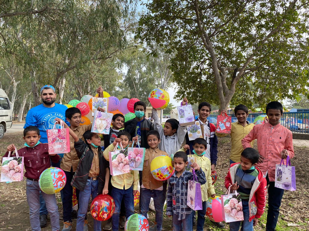 Honoring Wiladats of Imam Hussain (AS), Imam Abbas (AS) & Imam Zainul Abideen (AS) by Having a Fun Filled Day with Beloved Orphans at an Amusement Park – PK