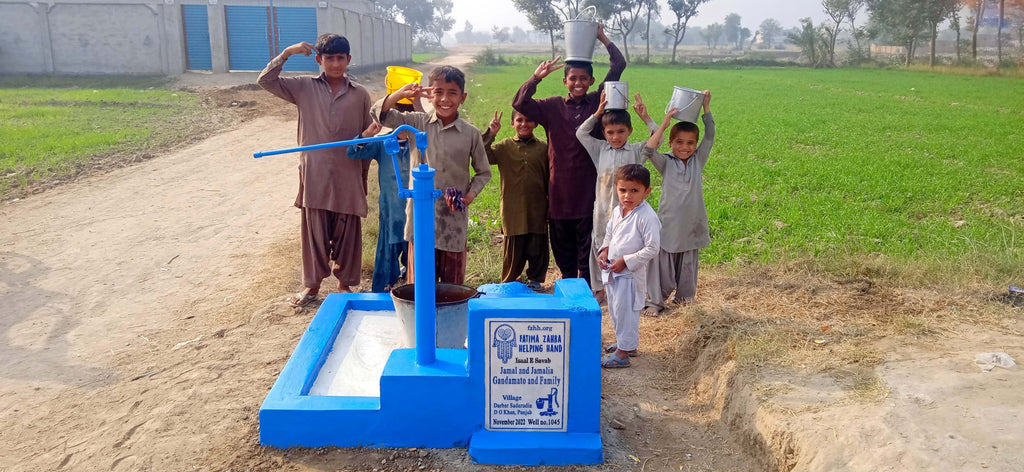 Punjab, Pakistan – Jamal and Jamalia Gandamato and Family – FZHH Water Well# 1045