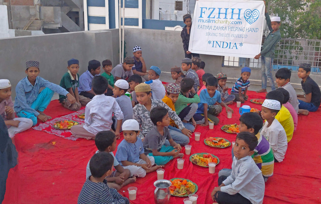 Hyderabad, India - Participating in Month of Ramadan Appeal Program by Serving Blessed Iftar with Cold Drinks & Hot Meals to 150+ Less Privileged Children & Adults