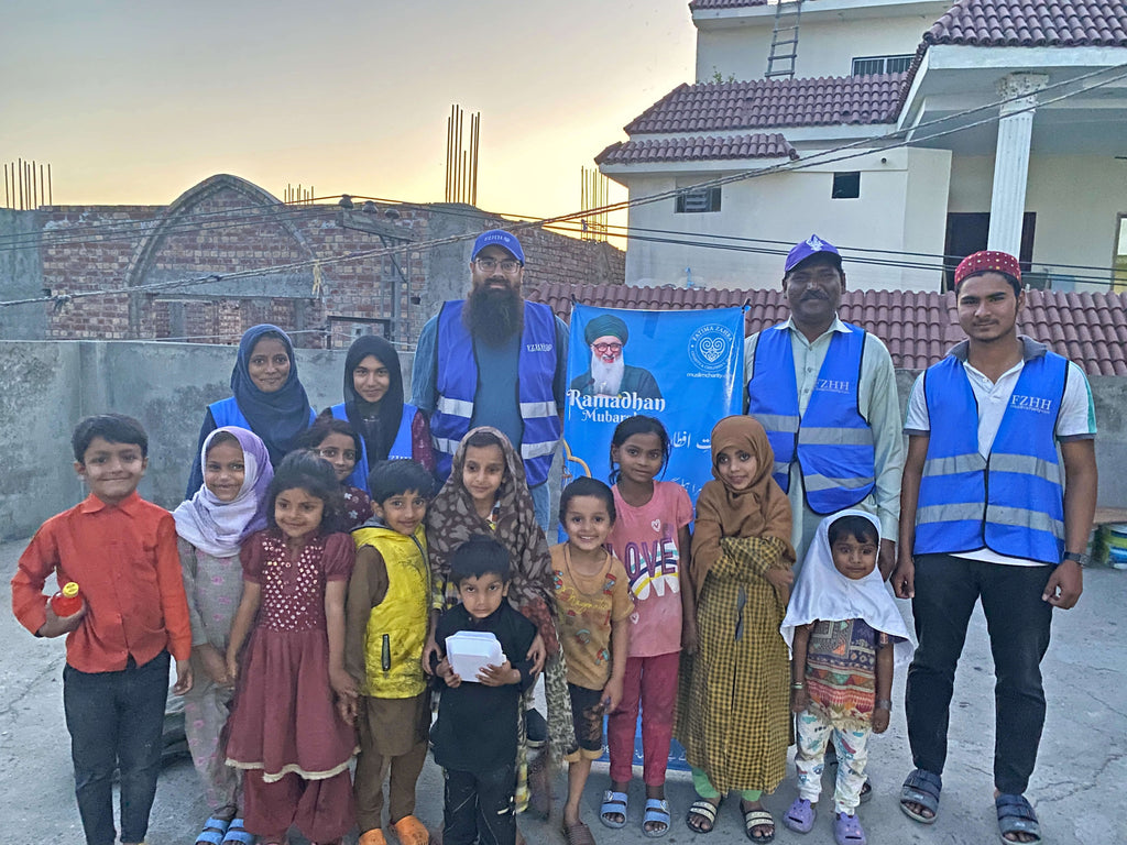 Lahore, Pakistan - Ramadan Day 28 - Participating in Our Month of Ramadan Appeal Program by Serving Blessed Iftar & Hot Meals with Cold Drinks to 150+ Less Privileged Children & Women