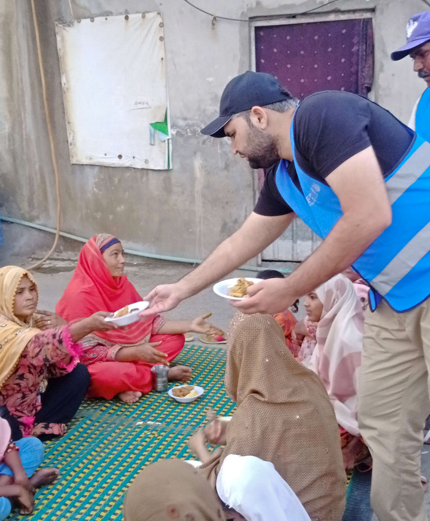 Lahore, Pakistan - Ramadan Day 24 - Participating in Our Month of Ramadan Appeal Program by Serving Blessed Iftar & Hot Meals with Cold Drinks to 150+ Less Privileged Children & Women