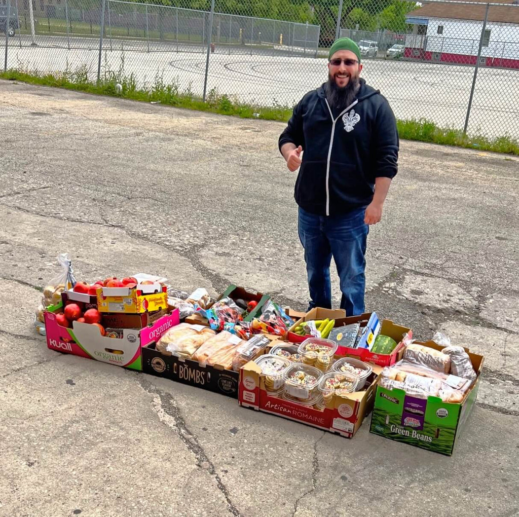 Chicago, Illinois - Participating in Our Mobile Food Rescue Program by Rescuing & Distributing Fresh Fruits, Vegetables, Bakery Items & Desserts to Local Community's Homeless Shelters Serving Less Privileged People