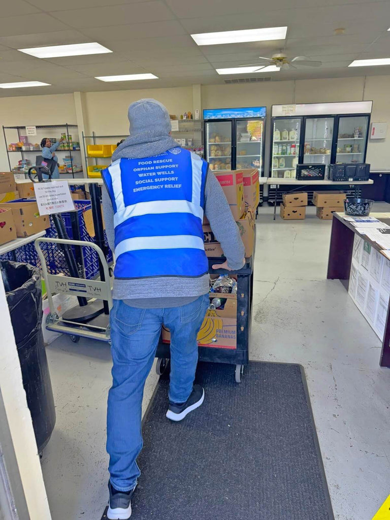 Oakland, California - Participating in Mobile Food Rescue Program by Rescuing & Distributing 1100+ lbs. of Deli Meals, Essential Groceries & Bakery Items with Desserts to Local Community's Food Pantry Serving Homeless & Less Privileged People