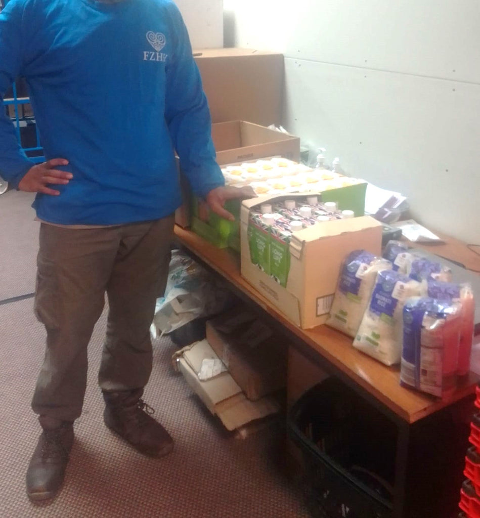 Sheffield, UK - Bidding Farewell to the Blessed Month of Rabi’ul Awwal by Distributing Home Cooked Meals with Water Bottles to Less Privileged People & Distributing Essential Groceries to Local Community's Food Bank