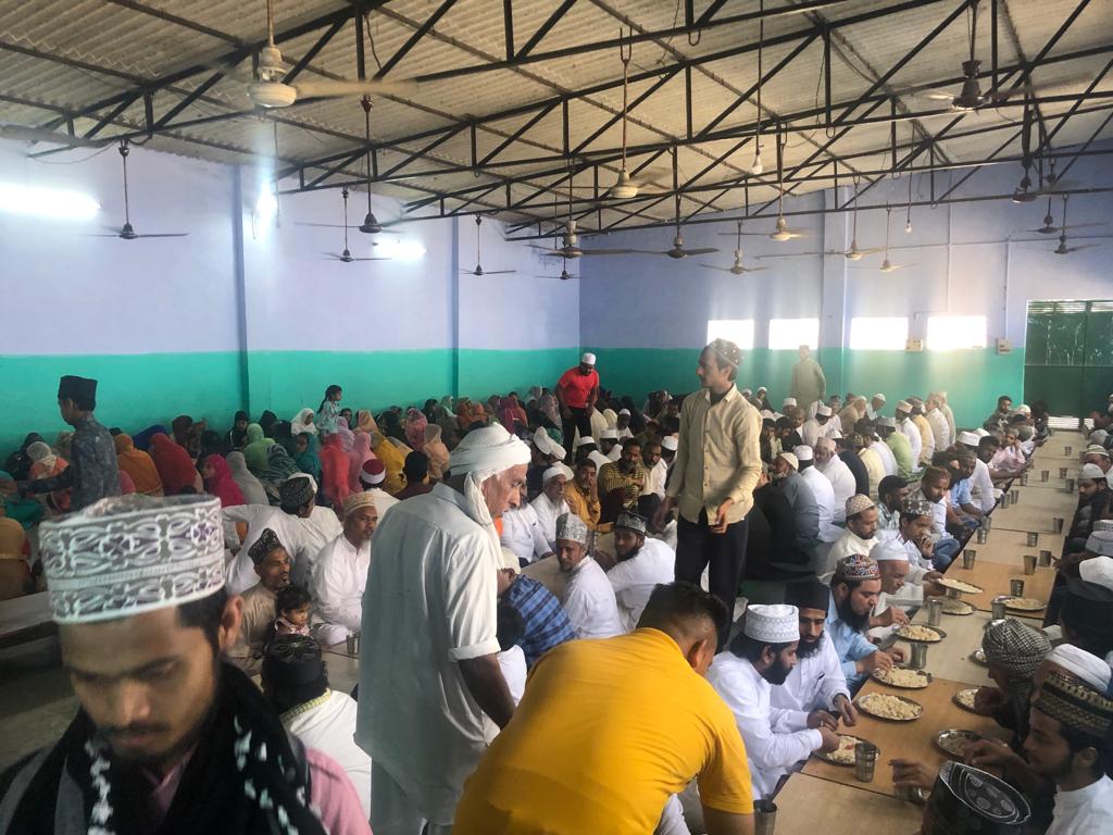 Honoring Birthday of Sultanul Awliya Mawlana Shaykh Nazim (Q) by Serving Blessed Birthday Meals at Shrine of Mawlana Shaykh Ahmad al Faruqi al Sirhindi (Q) – IND