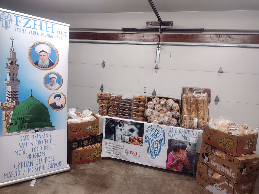 Mobile Relief Van Picking Up Surplus Bakery Items & Fresh Produce for Community's Homeless Shelter Needs - CHI