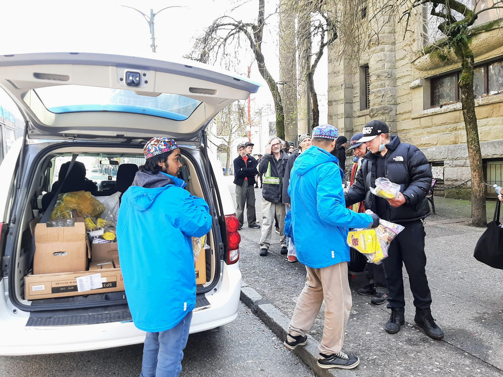 Honoring Shahadat/Martyrdom of Sayyidina Imam Ali (AS) by Distributing Foods to Community's Less Privileged Residents - CAN