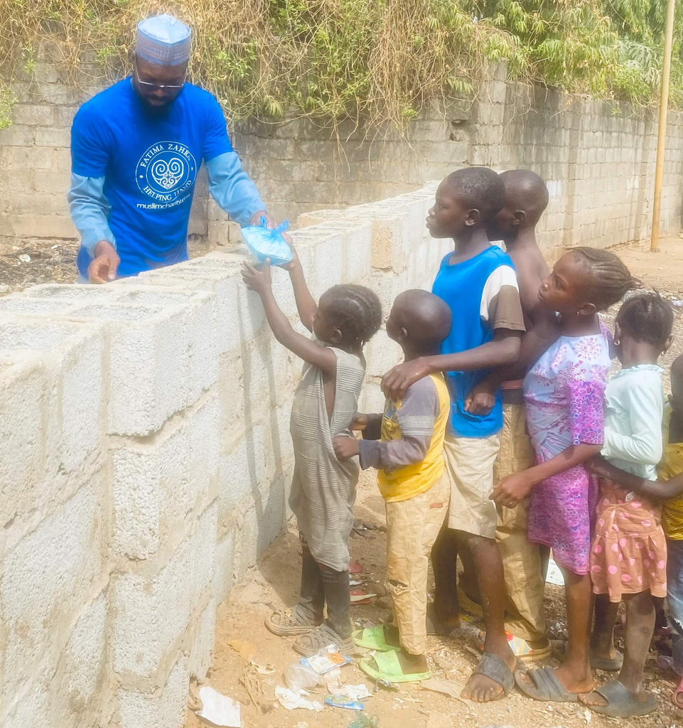 Abuja, Nigeria - Participating in Mobile Food Rescue Program by Distributing 171+ Freshly Prepared Hot Meals to Less Privileged Children