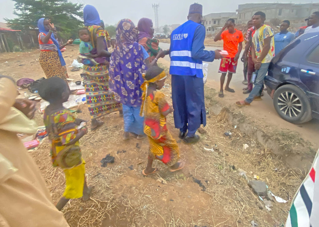 Abuja, Nigeria - Ramadan Program 9 - Participating in Month of Ramadan Appeal Program & Mobile Food Rescue Program by Distributing Hot Iftari Dinners to 220+ Less Privileged People