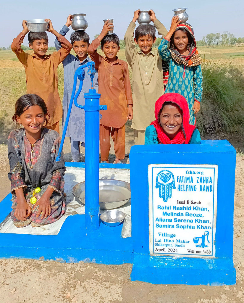 Pakistan Rahil Bhai Sindh, Pakistan – Rahil Rashid Khan, Melinda Becze, Aliana Serena Khan ...