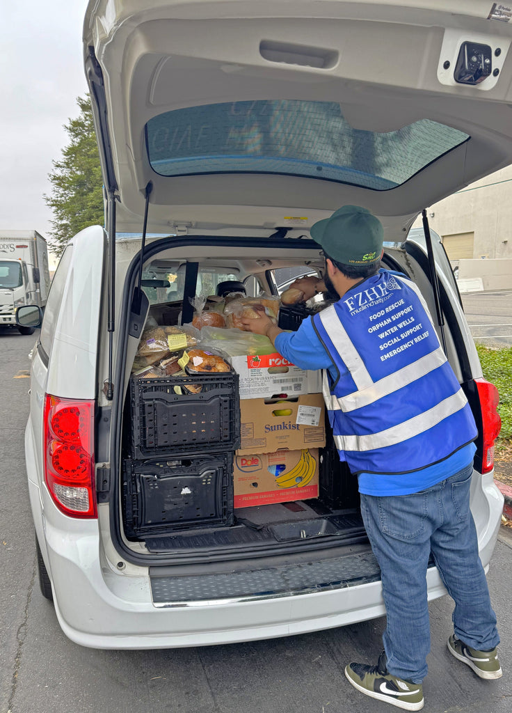 Oakland, California - Participating in Mobile Food Rescue Program by Rescuing & Distributing 1,500+ lbs of Deli Meals, Fresh Fruits, Vegetables & Bakery Items Including Desserts to Local Community's Food Pantry Serving Homeless & Less Privileged People