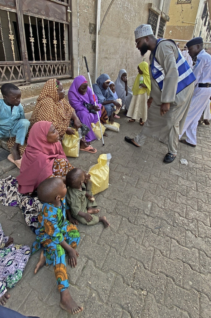 Abuja, Nigeria - Participating in Mobile Food Rescue Program by Distributing 10+ Rice Bags to Disabled Widows & Less Privileged Women at Local Community's Internally Displaced Camp