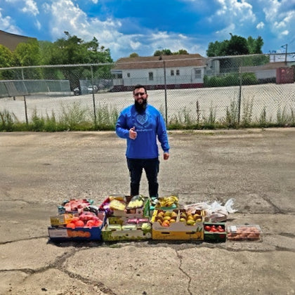 Chicago, Illinois - Participating in Our Mobile Food Rescue Program by Rescuing & Distributing 190+ lbs. of Fresh Fruits, Vegetables, Bakery Items & Desserts to Local Community's Homeless Shelters Serving Less Privileged People