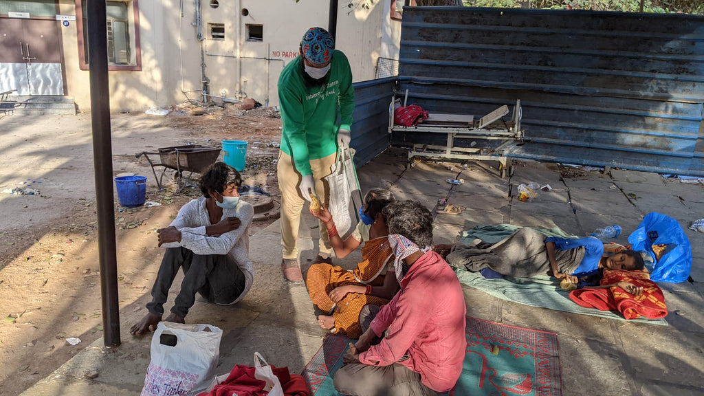 Honoring Wiladat of Beloved Sayyiditina Fatima az Zahra (as) by Distributing 100+ Warm Meals to Patients & Attendees of Women & Children Hospital – IND
