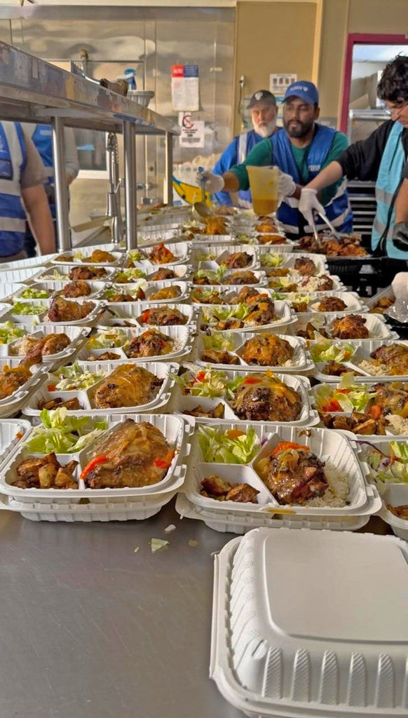 Oakland, California - Participating in Mobile Food Rescue Program by Preparing, Serving & Distributing 190+ Freshly Cooked Hot Meals with Salads, Fruits & Drinks to Local Community's Homeless & Less Privileged People