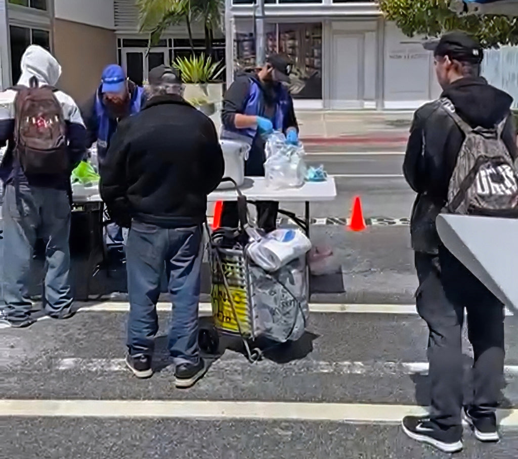 Los Angeles, California - Participating in Mobile Food Rescue Program by Preparing & Serving 100+ Freshly Cooked Hot Meals, Desserts & Water to Community's Homeless & Less Privileged People