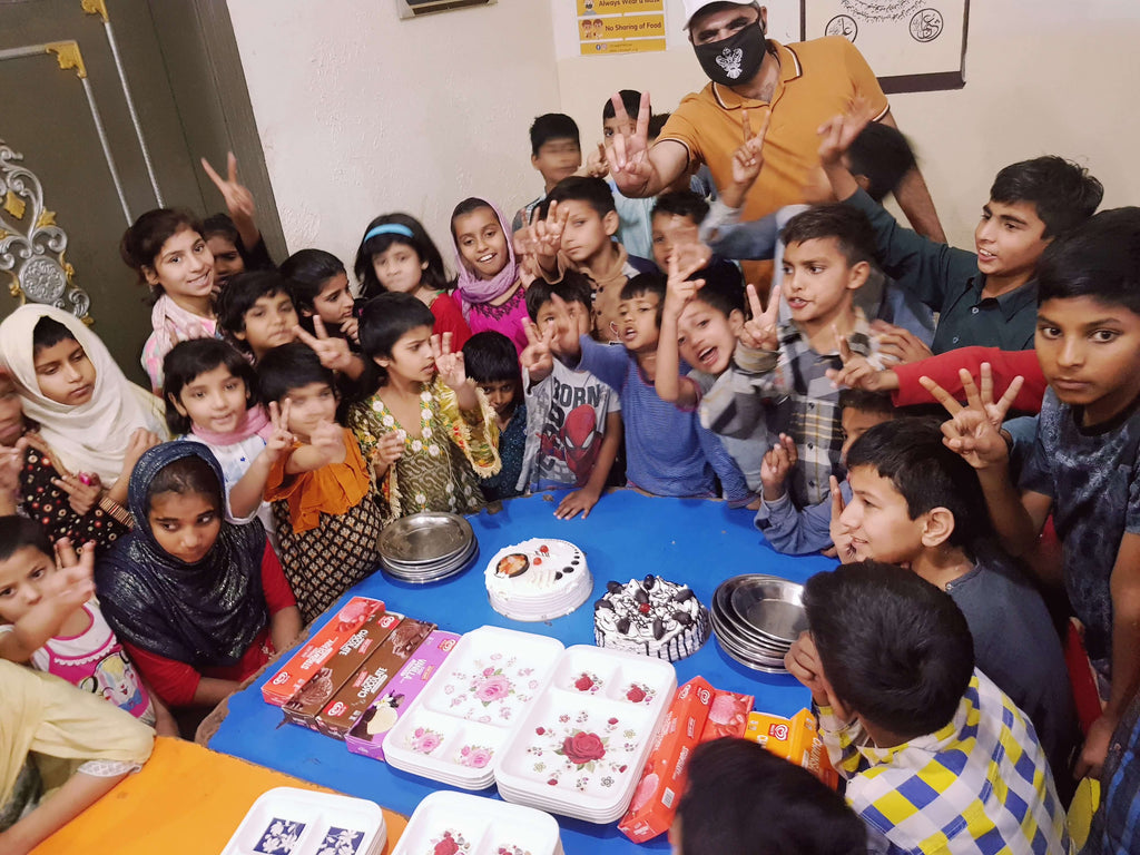 Iftar with Orphans Honoring Wiladat of Imam Hasan (AS) - PK