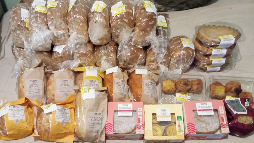 Sheffield, UK - Honoring URS/Union of Mawlana Shaykh Muhammad Effendi al-Yaraghi ق ع & Mawlana Shaykh Darwish Muhammad ق ع by Rescuing Bakery Items & Distributing to Local Community's Food Bank