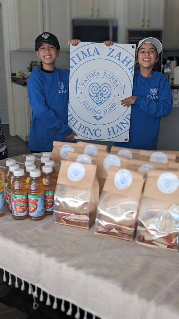 Orlando, Florida - Honoring the Blessed Month of Rabi’ul Awwal by Distributing Home Cooked Sandwiches & Fresh Juices to Local Community's Homeless & Less Privileged People