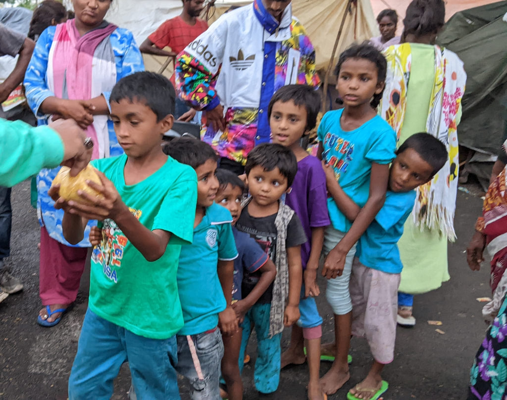 Hyderabad, India - Honoring Ninth Day of Holy Month of Muharram & Shaykh Nurjan's Teachings by Serving Warm Meals to Local Community's Homeless & Less Privileged People