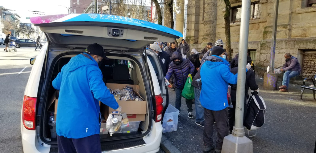 Honoring Wiladat of Imam Ali (AS) by Distributing 165+ Lunch Bags to Homeless & Less Privileged Community Members – CAN