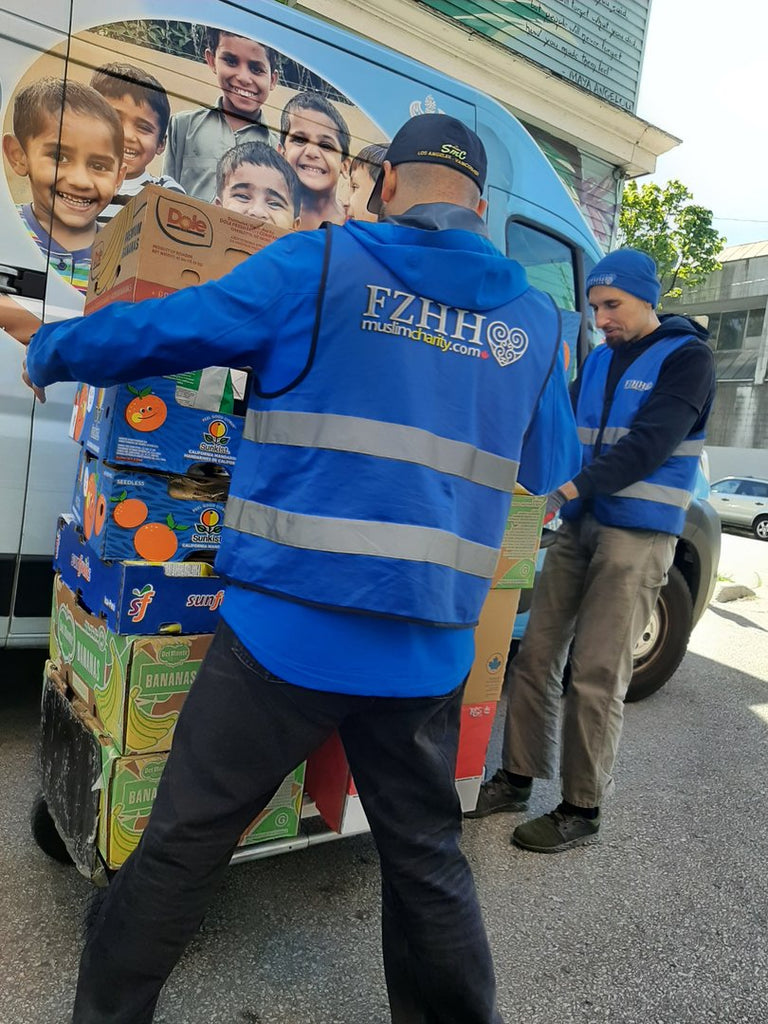 Food Distribution Activity in Vancouver, BC, Canada - Apr 30, 2026
